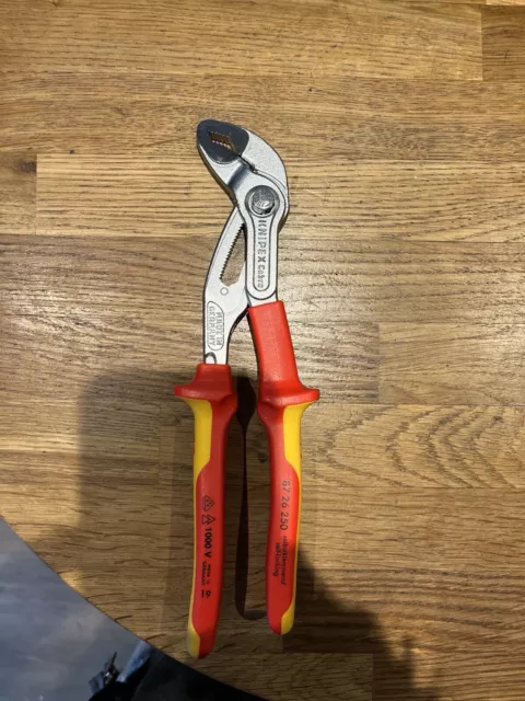 KNIPEX 87 26 250 Cobra VDE Pince Isolé 250 MM Chrome