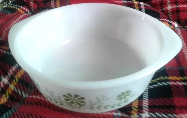 Vintage Glasbake 2-Qt Casserole Jeannette J514  Milk Glass w/ Green Daisy Design