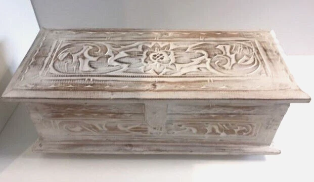 Petit Coffre En Bois Artisanal – Vintage, Dans Son Jus – 25x16x15 Cm