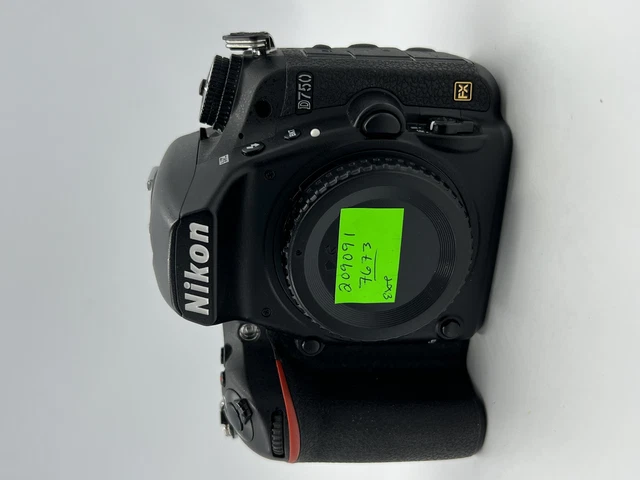 USED Nikon D750 DSLR Camera (Body Only)