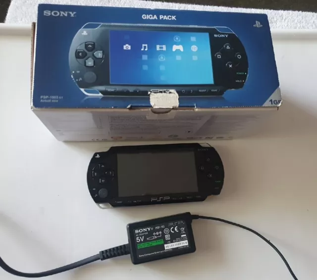 Sony PSP Giga Pack + 1GB Memory Stick. PSP