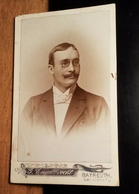 Mann mit Bart & Zwicker - Portrait / CDV G. Engelbrecht Bayreuth