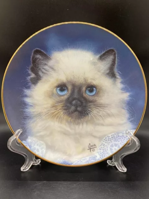 Lady Blue Cameo Kittens by Hamilton Collection Decorative Plate - B1