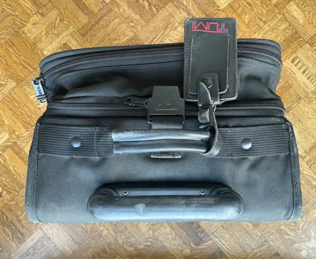 Tumi Upright Expandable Suitcase Luggage 2 Wheel Rolling 24" Black Nylon 3