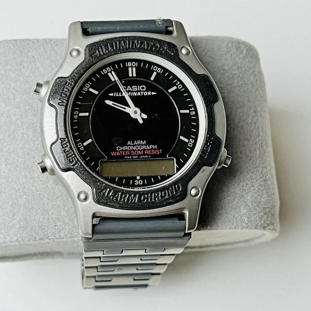 VINTAGE CASIO ILLUMINATOR Alarm Chronograph Watch Model AW44 Silver