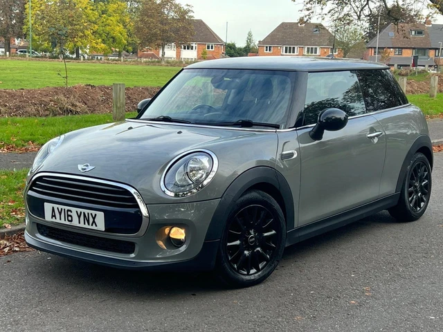 2016 MINI Hatch 1.5 Cooper Euro 6 (s/s) 3dr HATCHBACK Petrol Manual