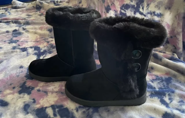 SO for Kohl's Womens Abigail Boots Faux Fur Black Slip On Button Detail Size 8 M