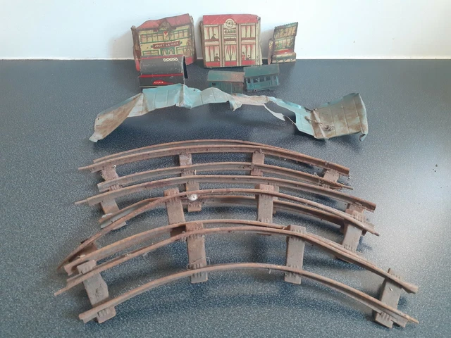 Jouets et jeux anciens véhicules Joustra en tôle voitures