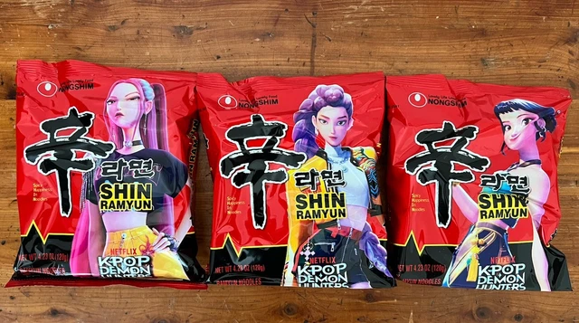 3PK KPOP DEMON Hunters SHIN Ramyun Ramen Huntrix Rumi Zoey Mira Golden ...
