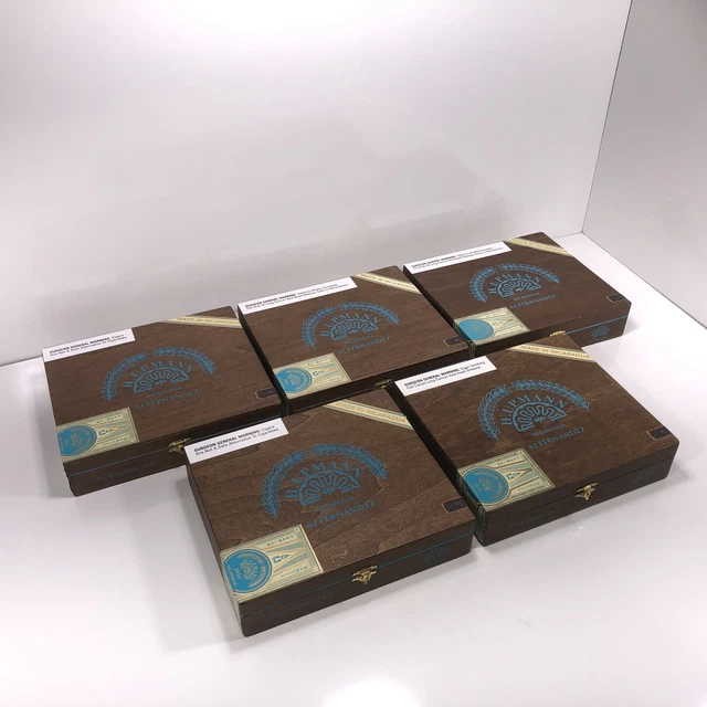 Lot of 5 H Upmann Churchill Empty Wooden Cigar 9.5x8.25x2 Boxes #67