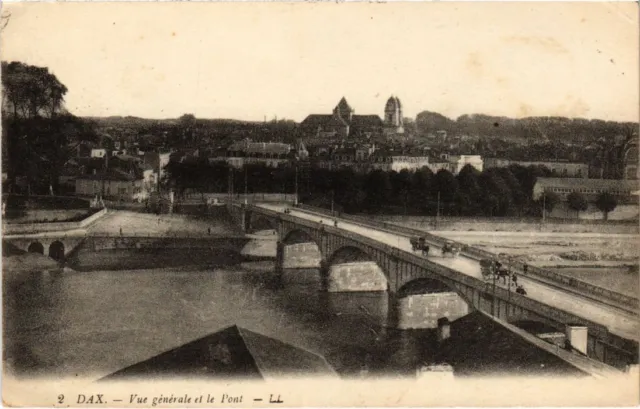 CPA Dax vue generale et le Pont (1262926)