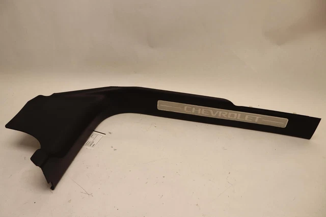 2015-2020 Chevy Tahoe Front Left Driver Side Door Sill Scuff Plate Panel Oem