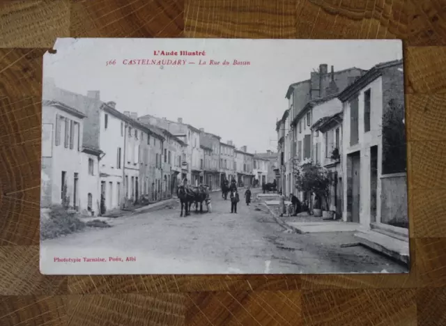 CPA 11 aude ANIMEE La rue du bassin CASTELNAUDARY