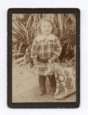 Photo Ancienne Jeu Doll Toy Bebe Cheval De Bois Petit Enfant Vers 1900 Jouet Eur 12 00 Picclick Fr