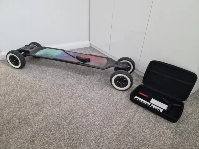 Evolve Carbon GTR Electric Skateboard  With 7" All Terrain Set Up VGC