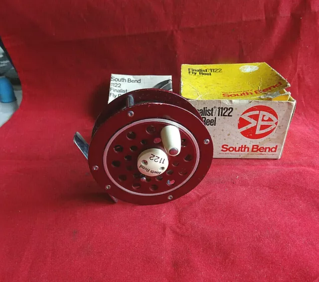 A VERY GOOD Boxed 3 3/8 South Bend Finalist/1122 Trout Fly Reel