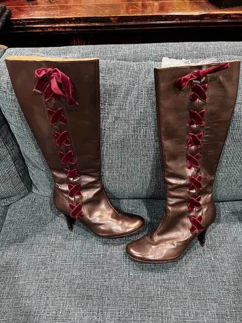 ALANNAH HILL WOMENS patent leather heel boots 7.5 6.5 bows zip