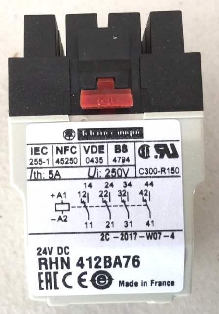 Schneider RHN412BA76 Plug In Relay with Suppressor