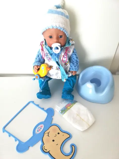 Baby Born Schlafaugen Puppe Zapf Creation mit Kleidung und Zubehör 10 Teile