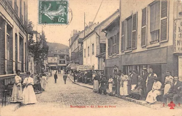 CPA 92 SURESNES RUE DU PONT (beautiful animation