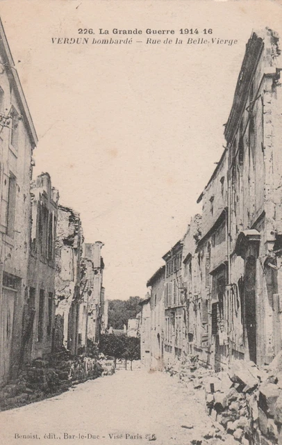 CPA 55 VERDUN Bombardé Rue de la Belle Vierge