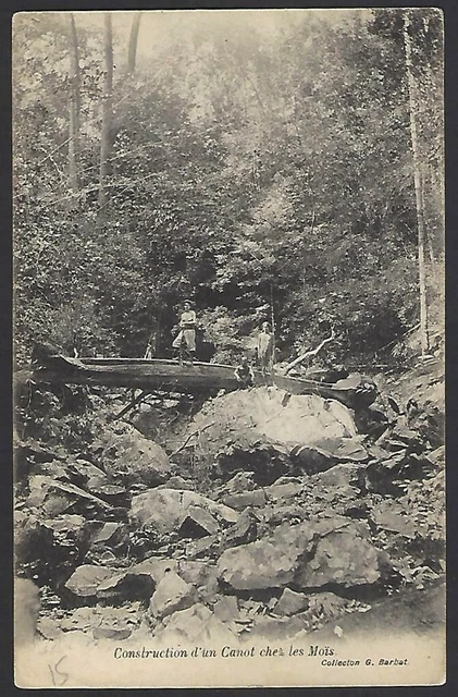 Construction of Canot chez les Mois vintage postcard