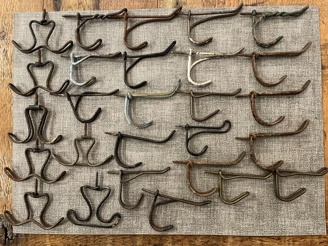 Old Vtg Antique Twisted Metal Wire Schoolhouse Coat Rack Hook Hanger Lot Of 27