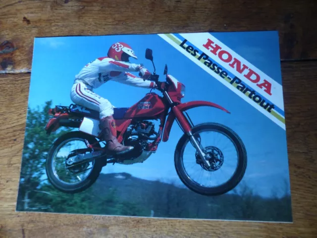 Prospectus Catalogue Brochure Moto : HONDA  gamme de 1981 / les passe partout