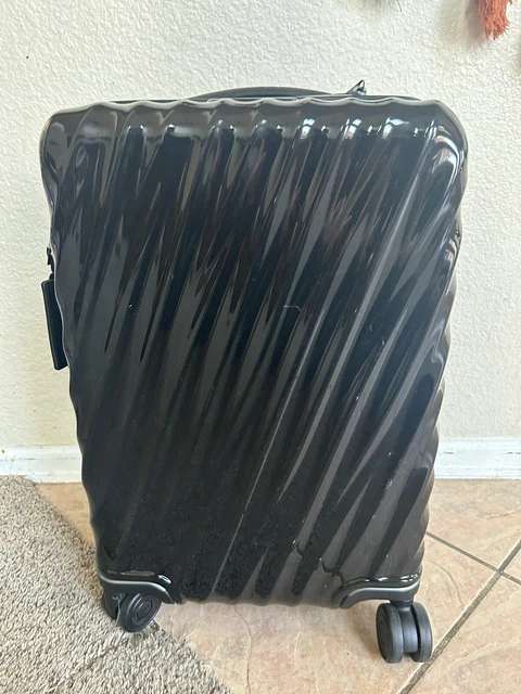 TUMI 19 Degree International Expandable 4 Wheeled Carry-On - Black - 139683-1041