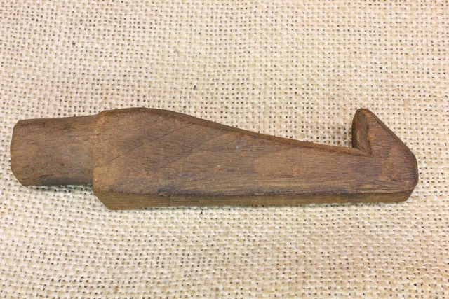 Old 1800's Walnut Wood SHAKER Peg Coat Hook Hand carved Primitive No Finish