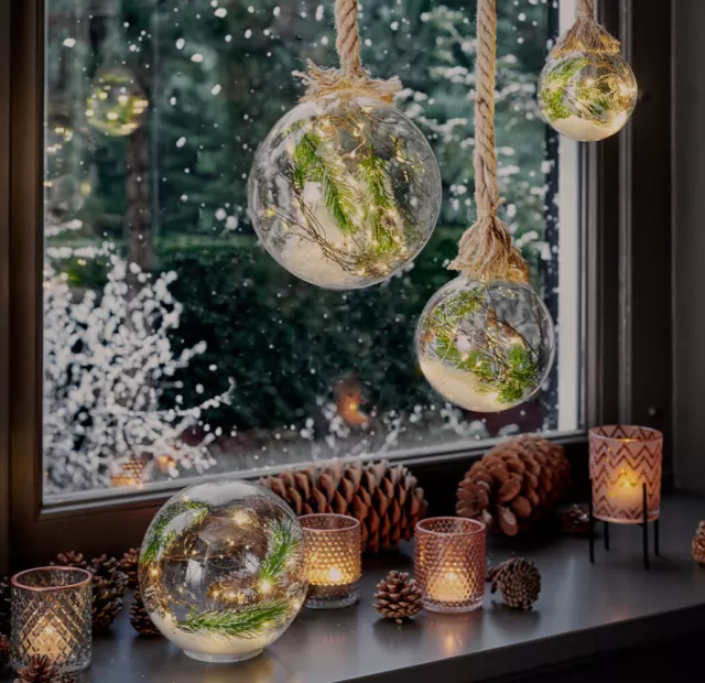 LED Glaskugel mit Lichterkette warmweiß 10,12,14, 18 o. 20cm Ø Timer Batterie