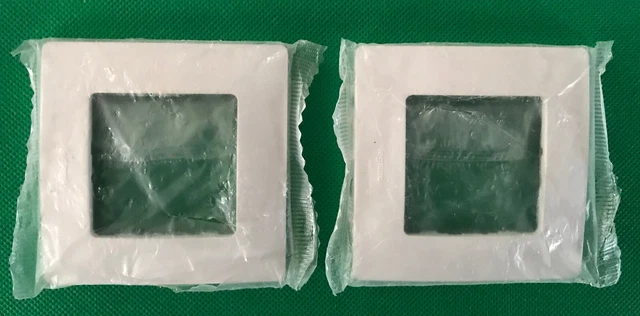 LEGRAND NILOE Blanc Lot de 2  Plaques pour Interrupteur  Prise Poussoir ou autre
