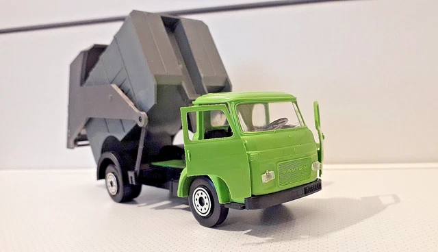 Norev 1/43 Plastique - Saviem SG4 Camion Poubelle Bleu N°101 - Collection