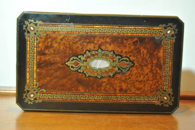 ANCIENNE BOITE EN bois XIXème siècle en marqueterie Napolèon III EUR 99 ANCIENNE BOITE EN bois XIXème siècle en marqueterie Napolèon III EUR 99