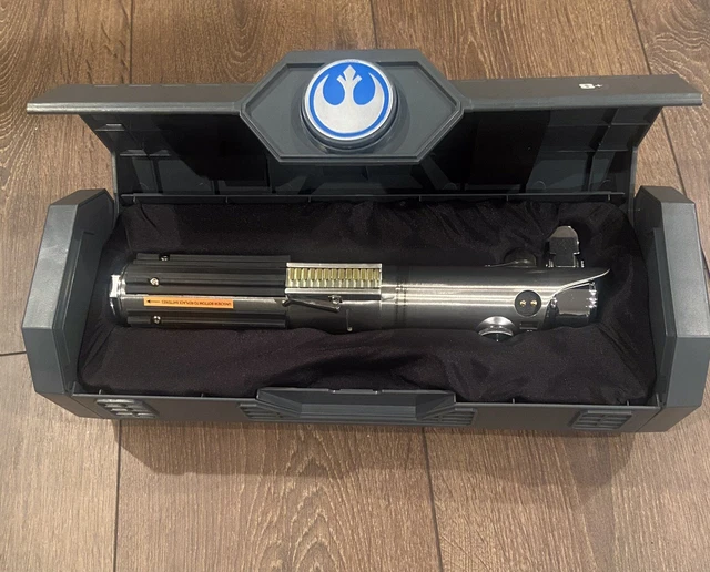 Star Wars Galaxy Edge Skywalker Lightsaber