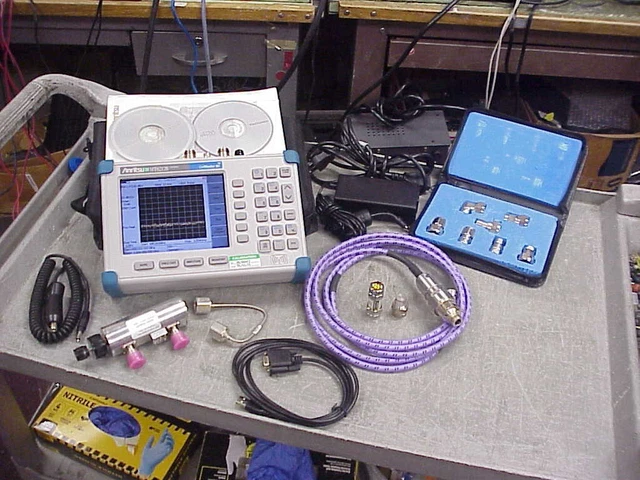 Anritsu Cellmaster  MT8212B  Cable And Antenna Tester w/ a lot options