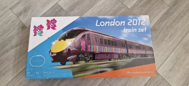HORNBY LONDON 2012 Olympic amd Paralympics Train Set 50.00