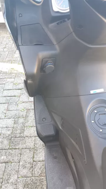 aprilia sr max 125 7