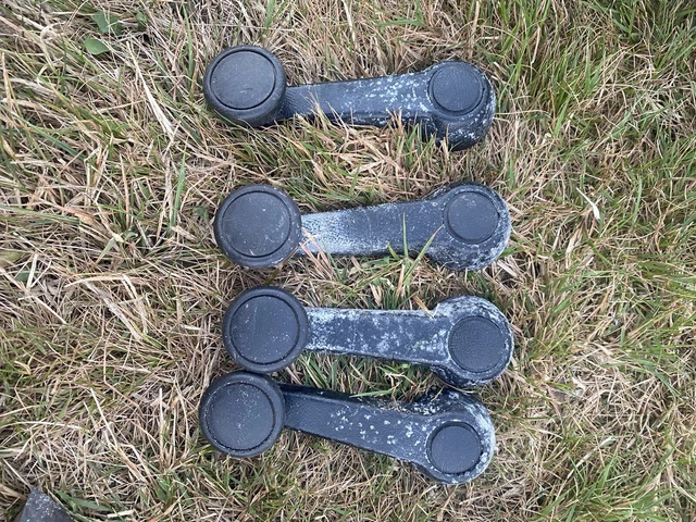Lot De 2 Vérins De Hayon Pour Ford Escort XR3 RS Turbo – Neufs