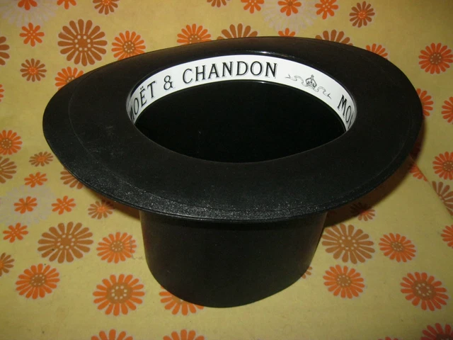 Ancien seau à champagne en acrylique Moët & Chandon Cravate