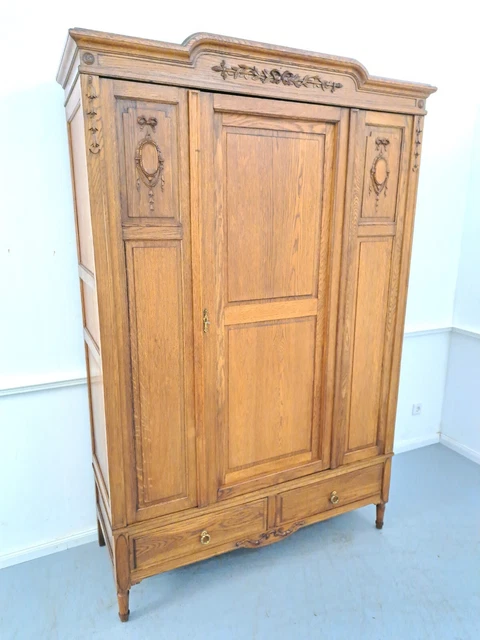 Schoene Kleiderschrank Eiche Antik Nachbildung Ebenbild