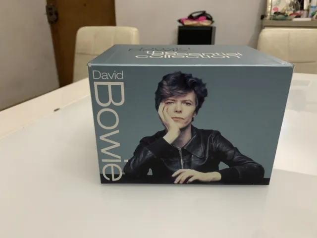 David Bowie '' The Essential Collection '' Box Con 16 Cd + 1 Dvd ''