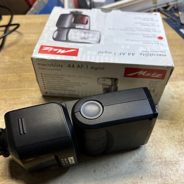 Metz Mecablitz 44 AF-1 Flash for Olympus / Panasonic Cameras great 2