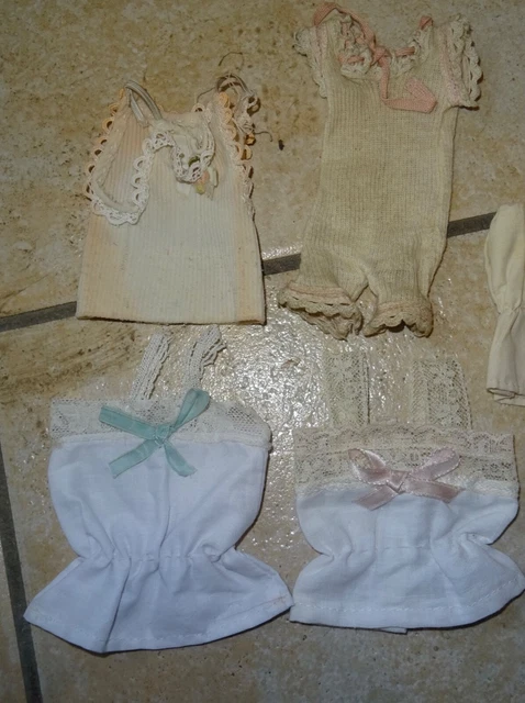 Ravissant lot de 4 chemises pour Bleuette ou petite poupée
