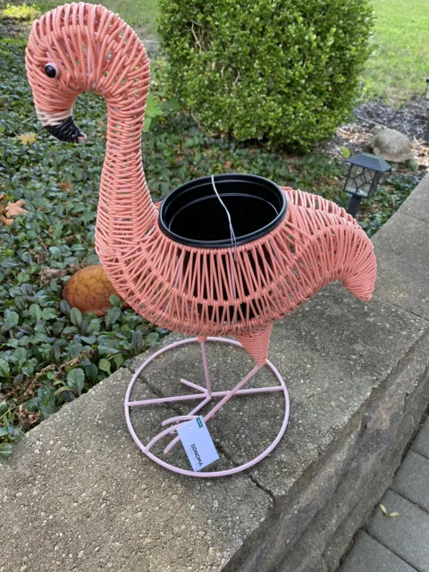 Plastic Resin Wicker Look  Flamingo Planter 12”D x 9.2” W x 20” H Pot 4.5” NWT