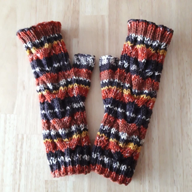 handgestrickte Armstulpen, Pulswärmer, 6-fach Sockenwolle - neu -