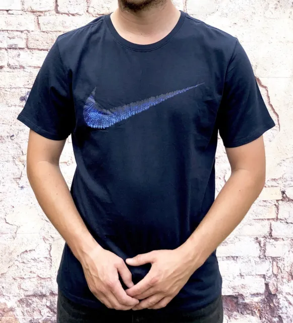 Nike Black TShirt Men’s Medium Tee Shirt Round Neck Large Printed Swoosh Logo