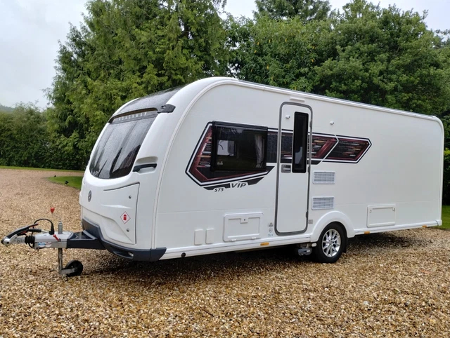 Wow!!!2021 Coachman VIP 575. Island Bed