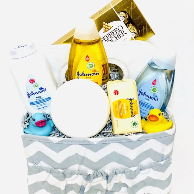 Large Baby Unisex Newborn Giftset-Pre-Filled Gift Hamper Basket-For Girl-Boy