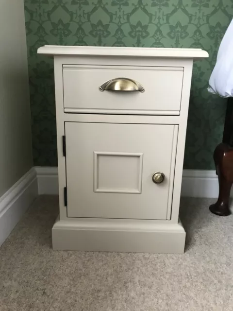 Bedside - Painted - Edwardian style - 1 drawers over cupboard